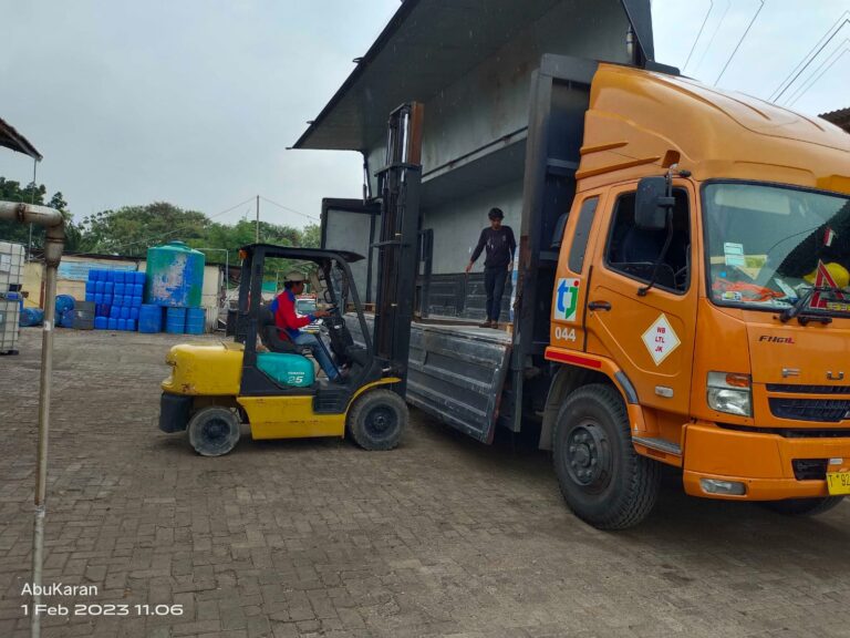 WhatsApp Image 2025-08-27 at 11.48